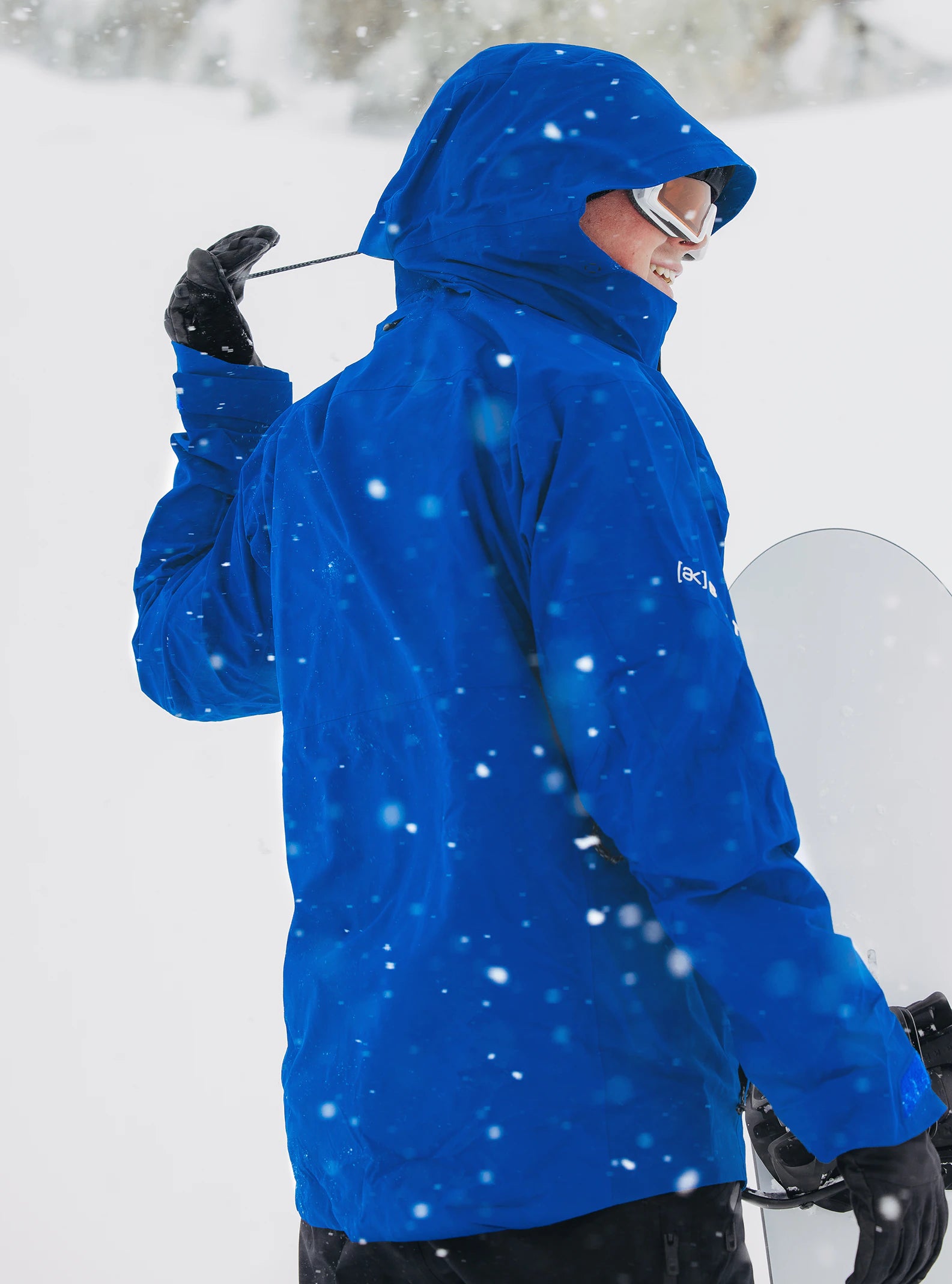 JAKE BLUE/TRUE BLACK