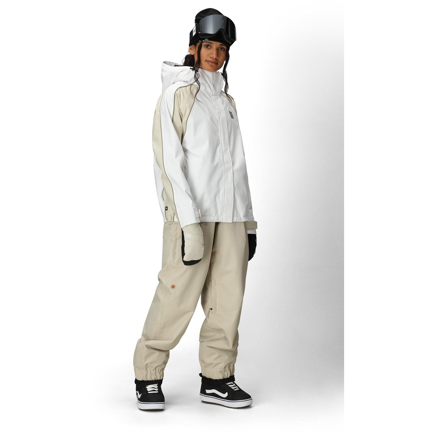 WHITE COLORBLOCK