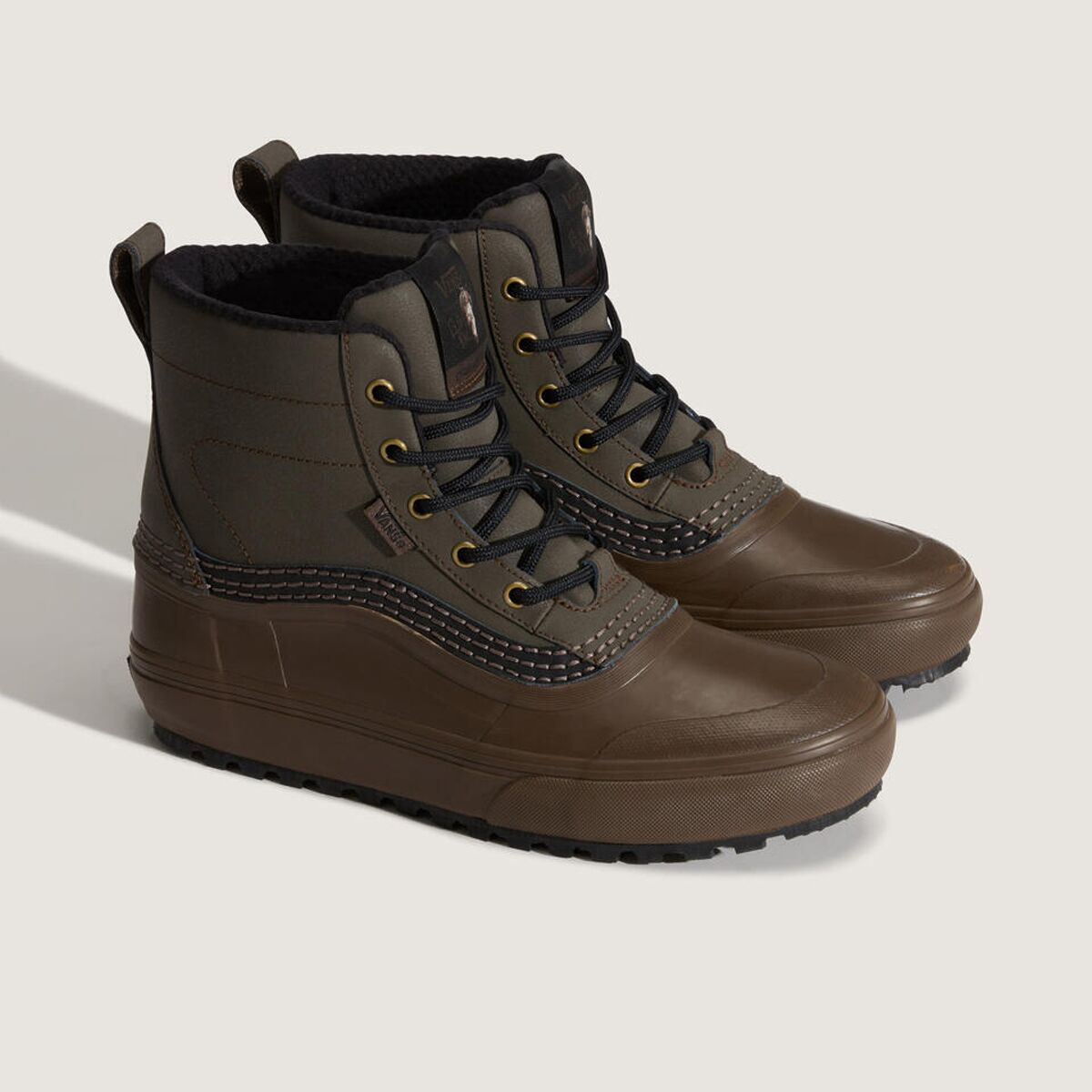 Vans MTE Standard Mid Waterproof Boots 2026 - Men's