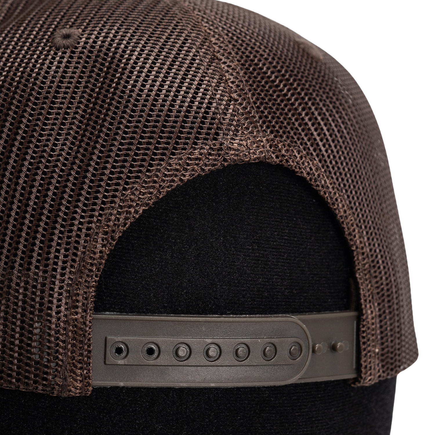 Pinecone Brown
