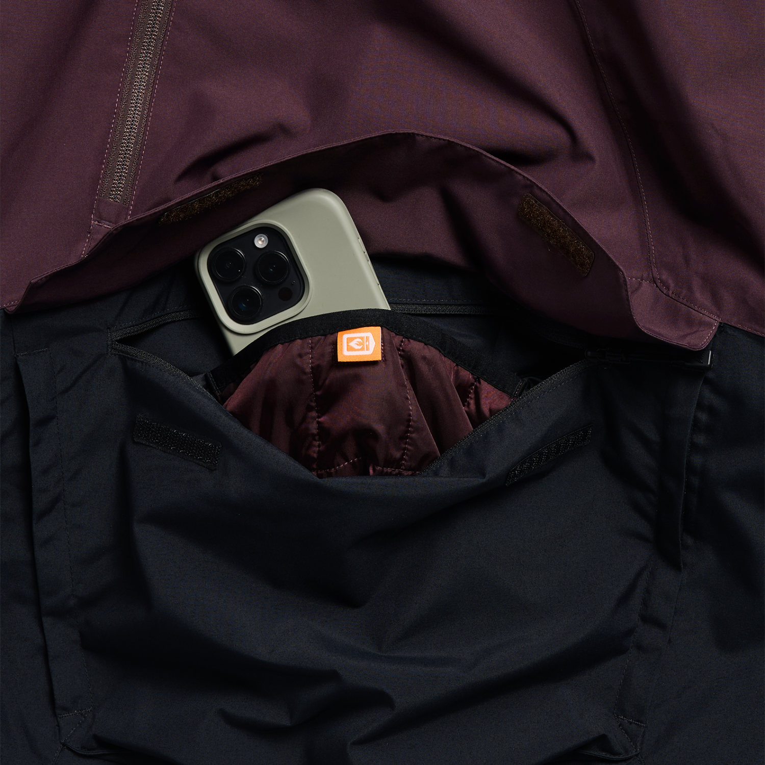 BEAR HUG BROWN/TRUE BLACK