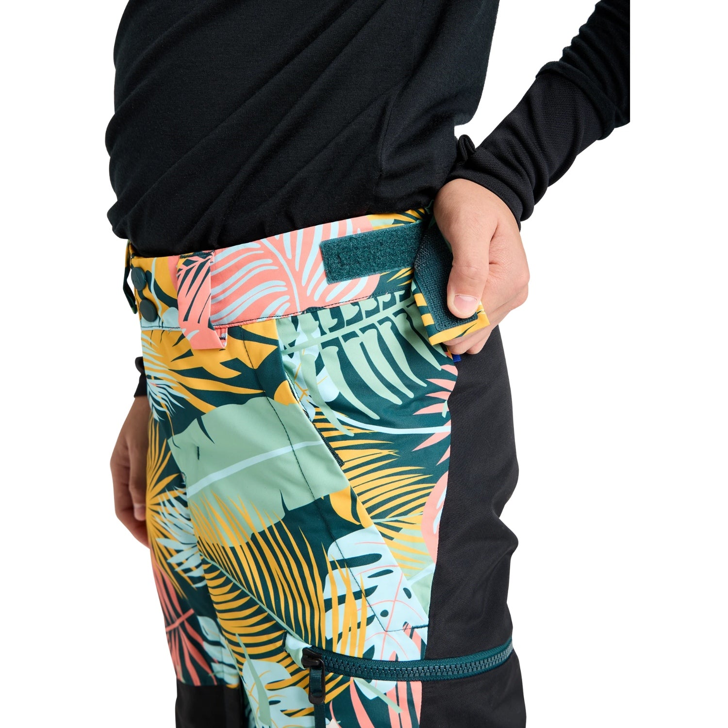 OVERSIZED TROPICAL