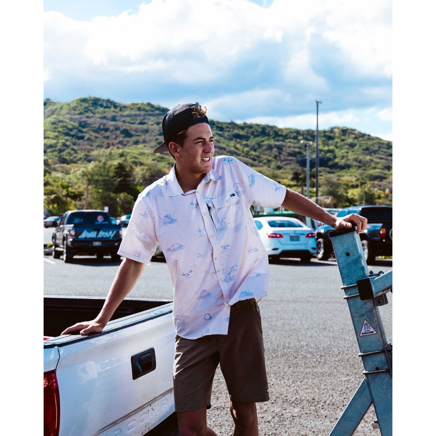 Salty Crew Helmsman Tech Woven S/S Shirt - Men's