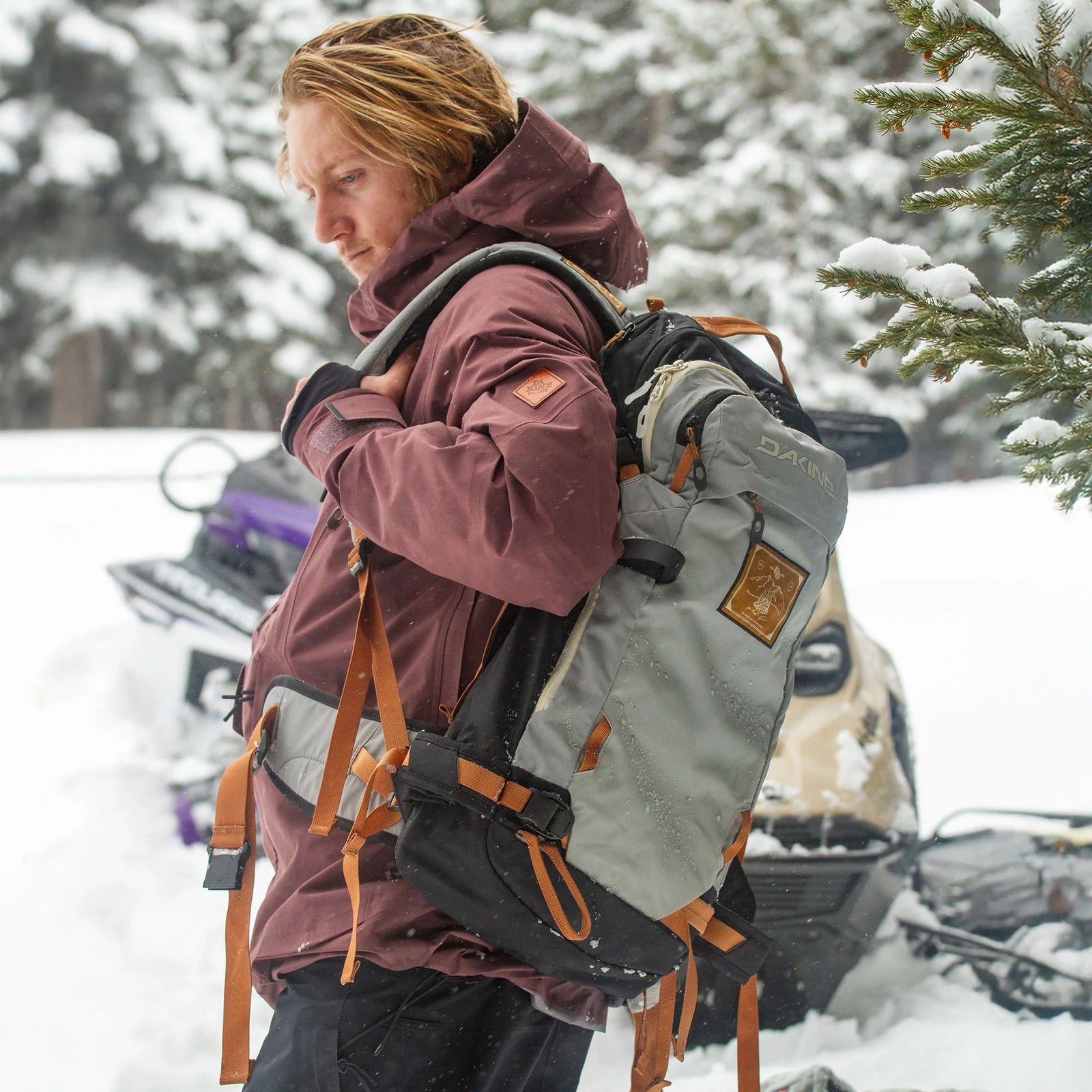 Dakine Team Poacher Backpack 22L Red Gerard 2026