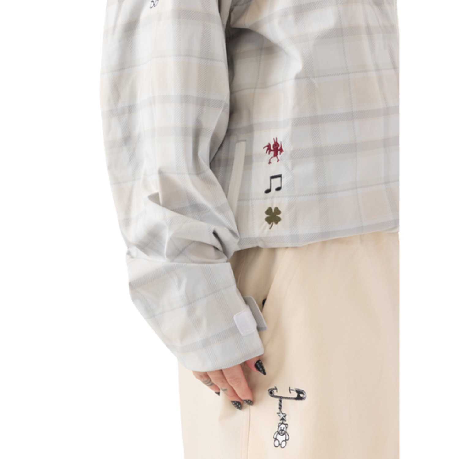 Off White