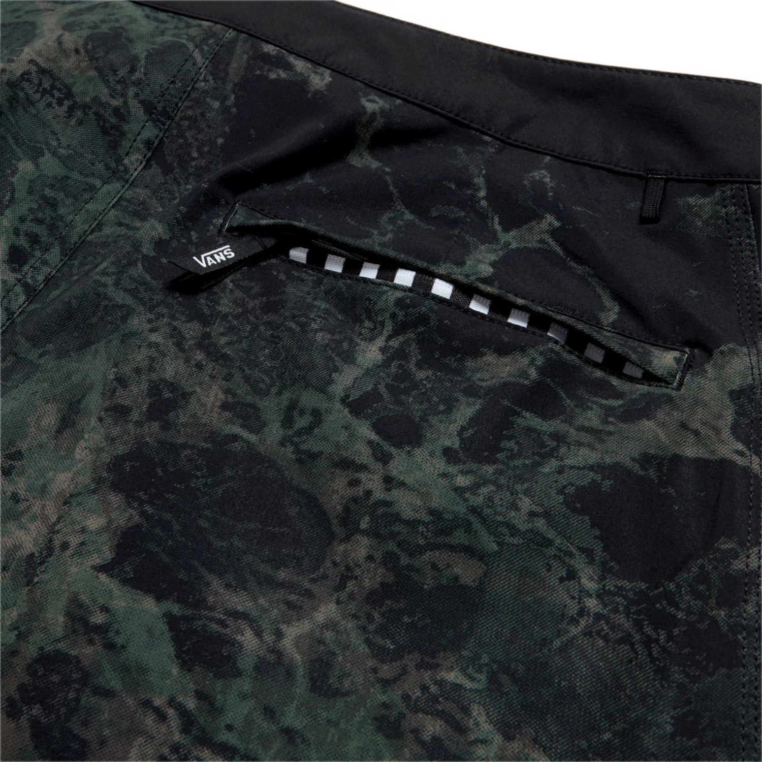 Vans MTE Daily AOP Sideline 19" Boardshort - Men's