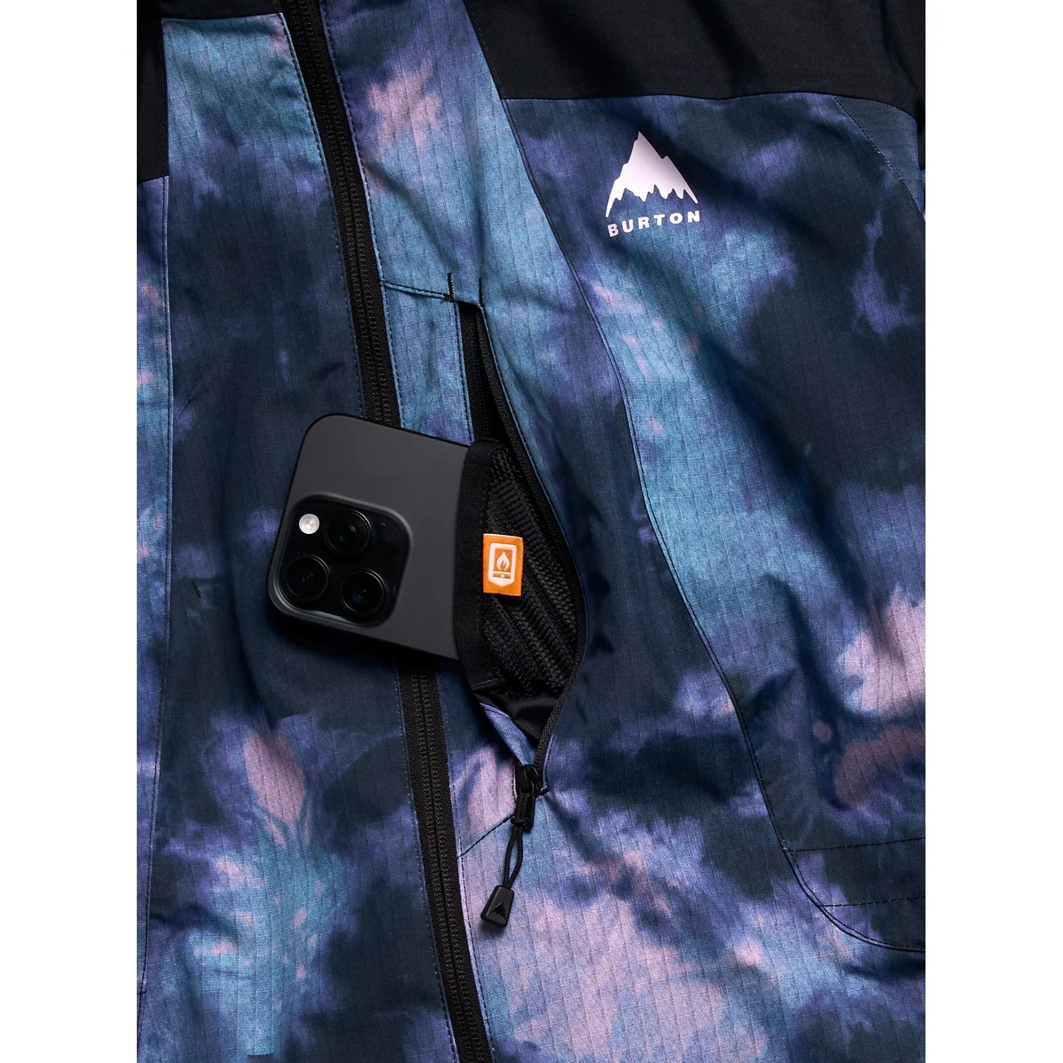 TRUE BLACK/CRYSTAL DYE