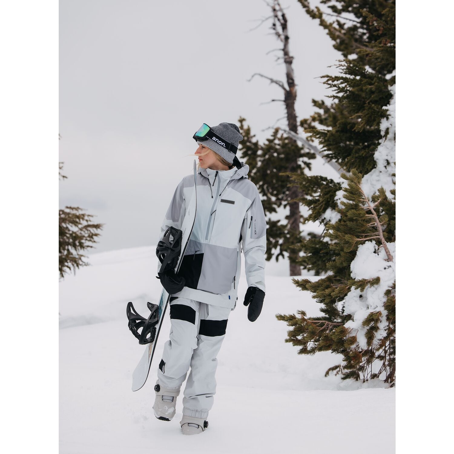 Burton Carbonate Gore-Tex 2L Anorak Jacket 2023 - Women's Snowboard Jacket