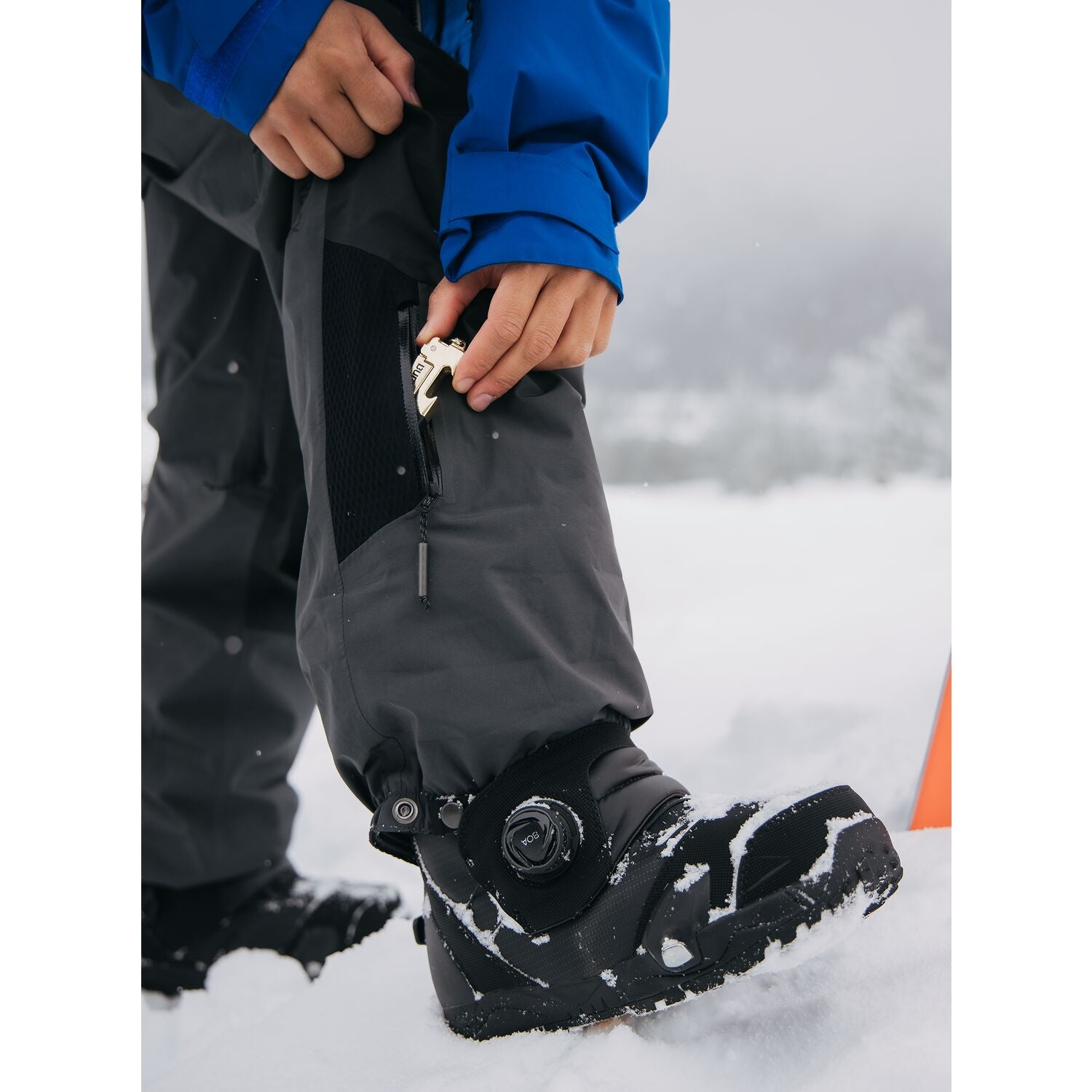 2023 Burton Carbonate Gore-Tex 2L Men's Snowboard Pants - Magnet/Summit Gray