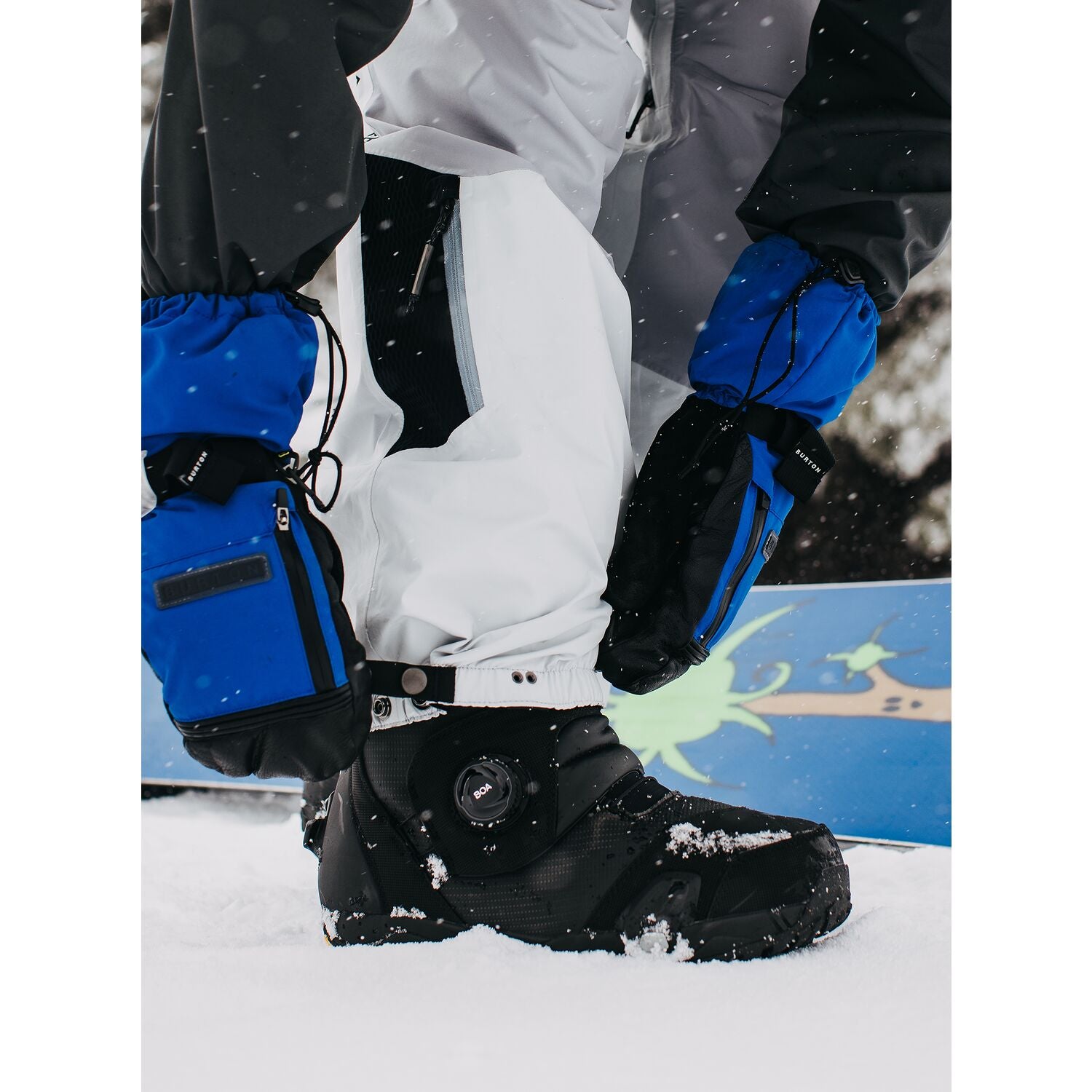 2023 Burton Carbonate Gore-Tex 2L Men's Snowboard Pants - Gray Cloud/Silver Sconce