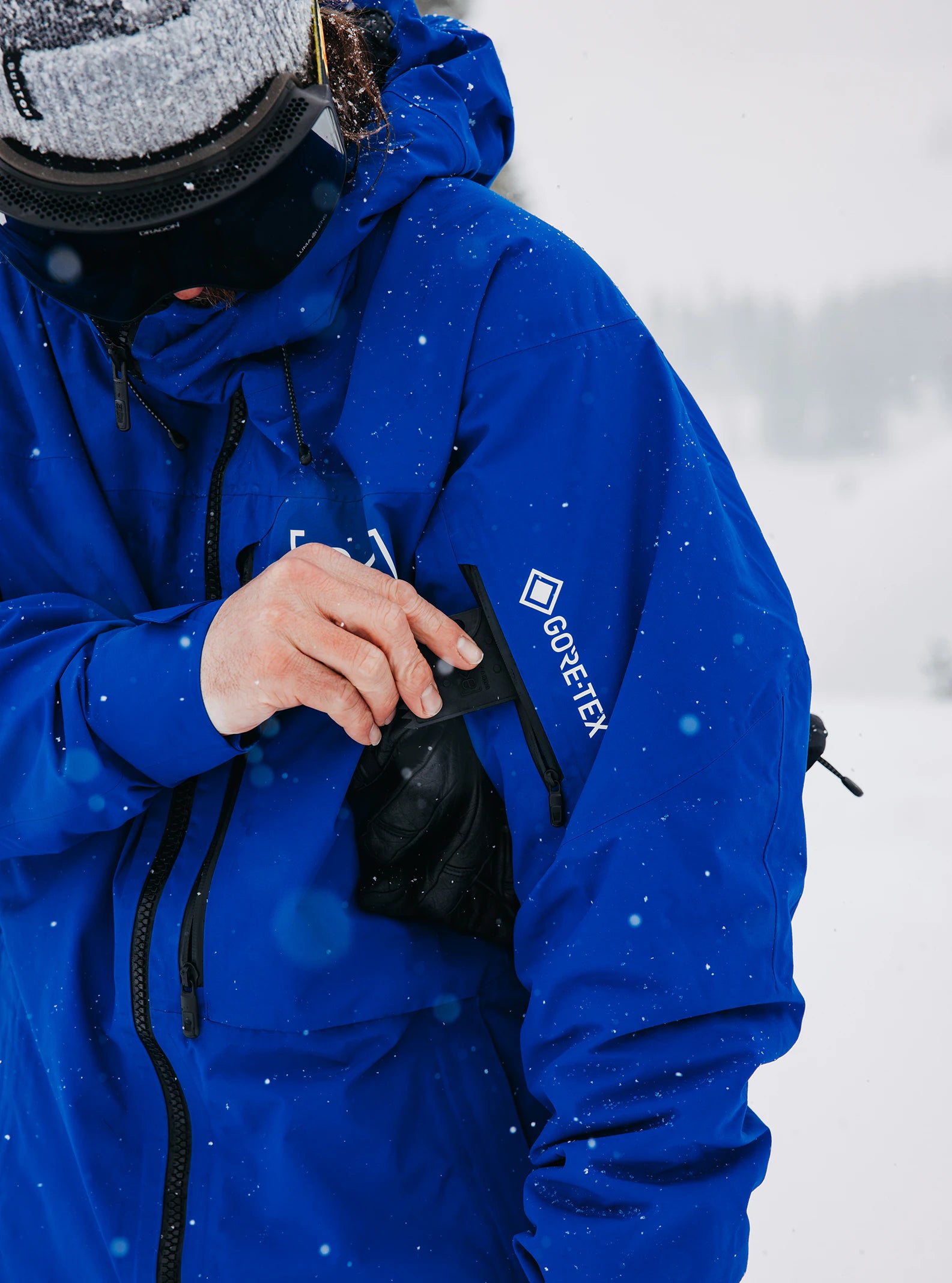 2025 Burton AK Helitack Gore Tex 2L Stretch Snowboard Jacket