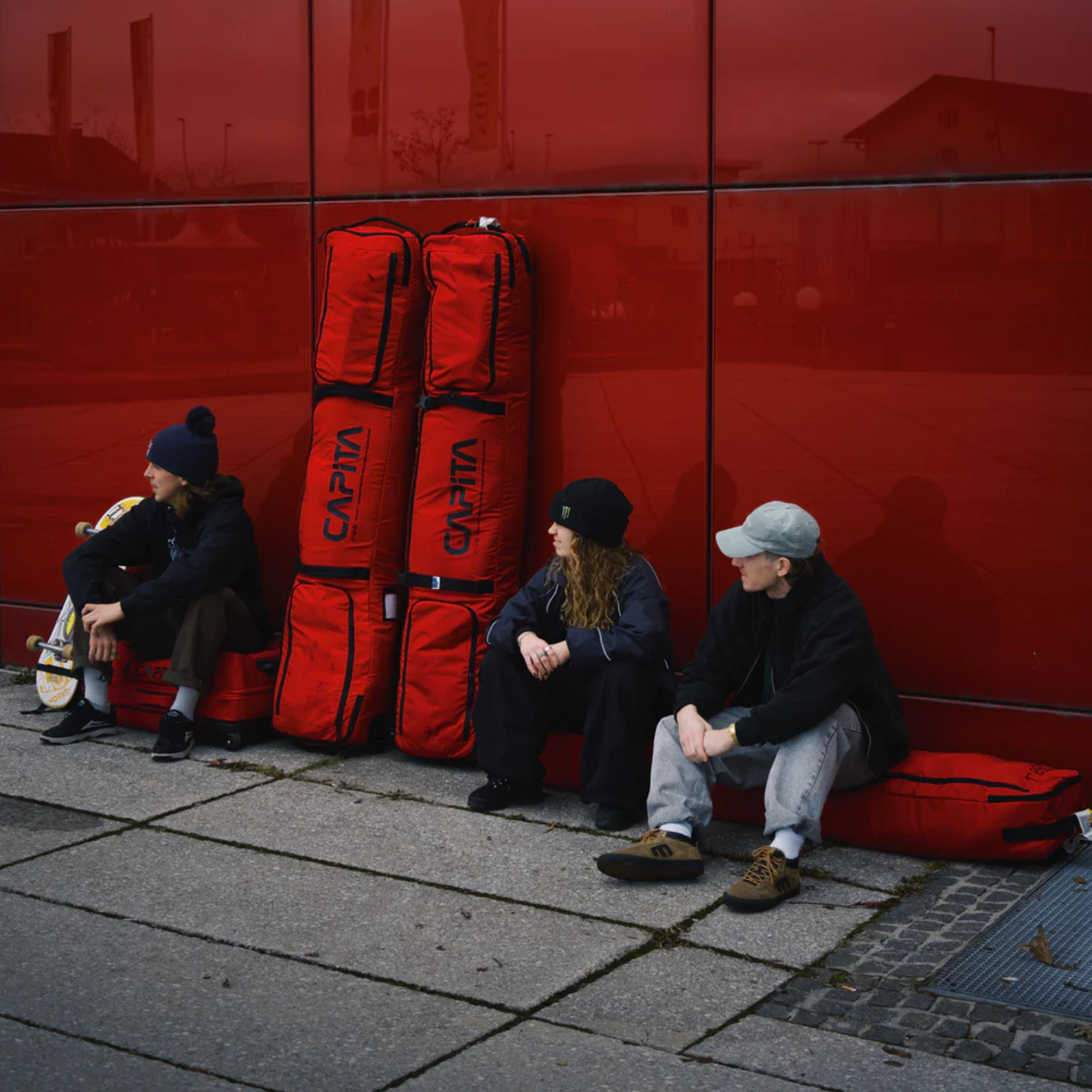 Capita Explorer Wheeled Board Bag 2025