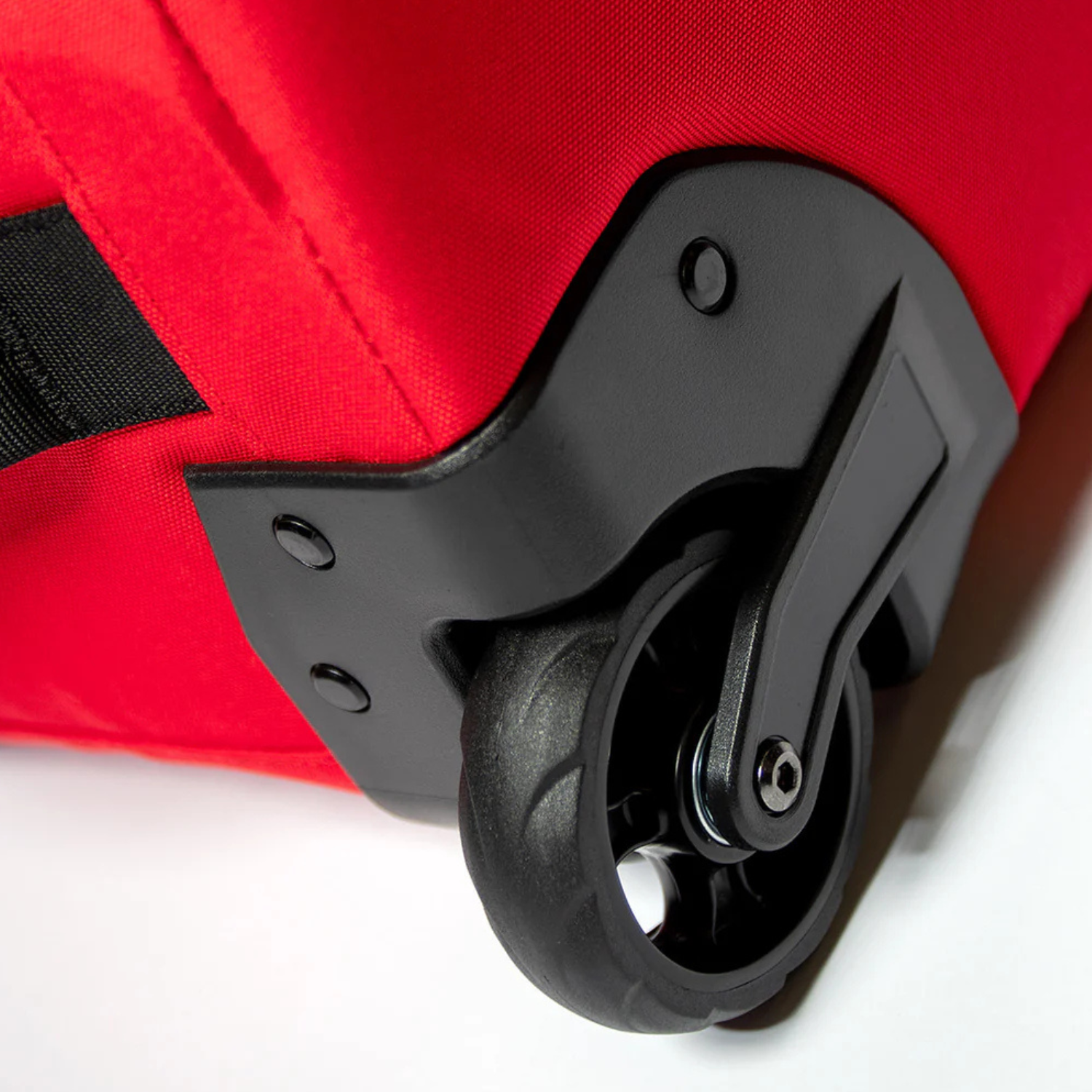 Capita Explorer Wheeled Board Bag 2025