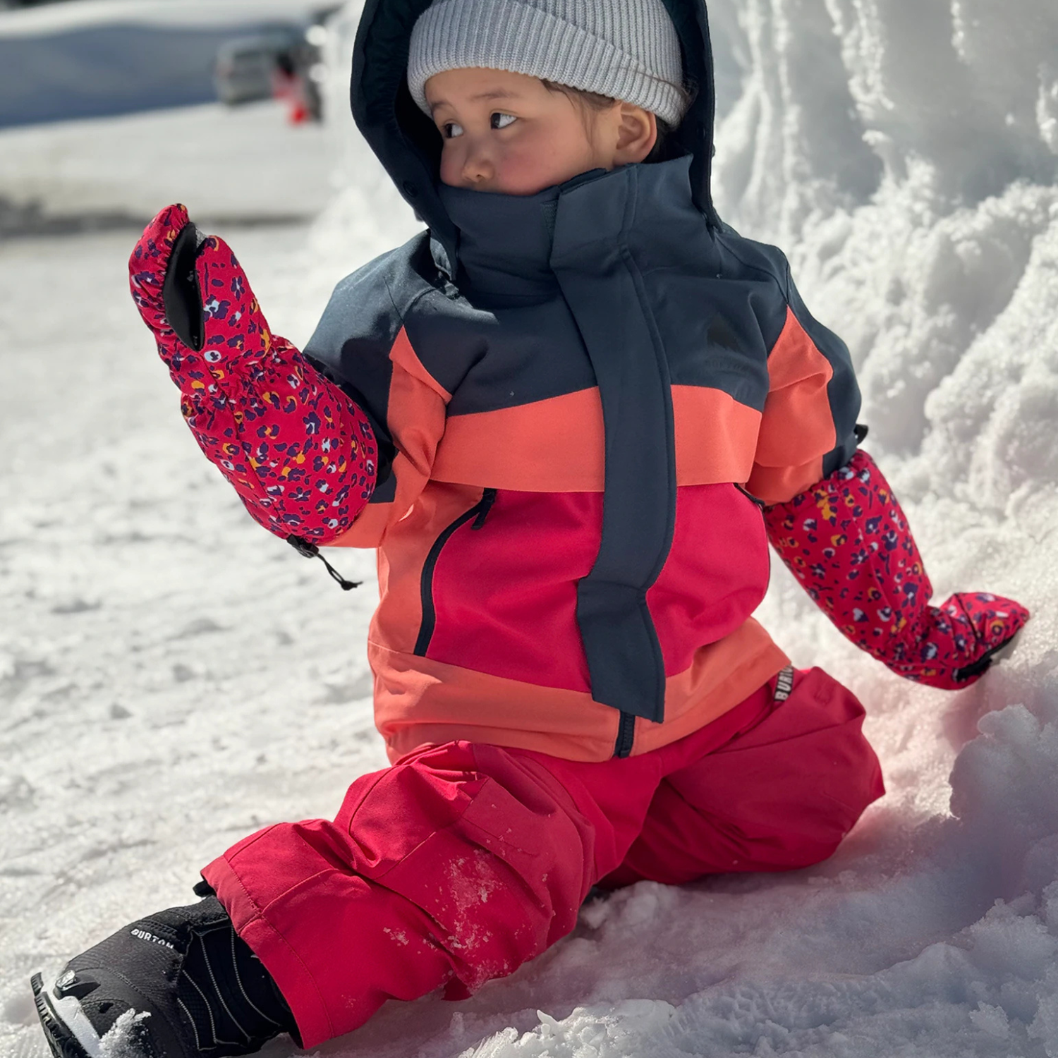 DEEP EMERALD/PEACH ECHO/AZALEA PINK