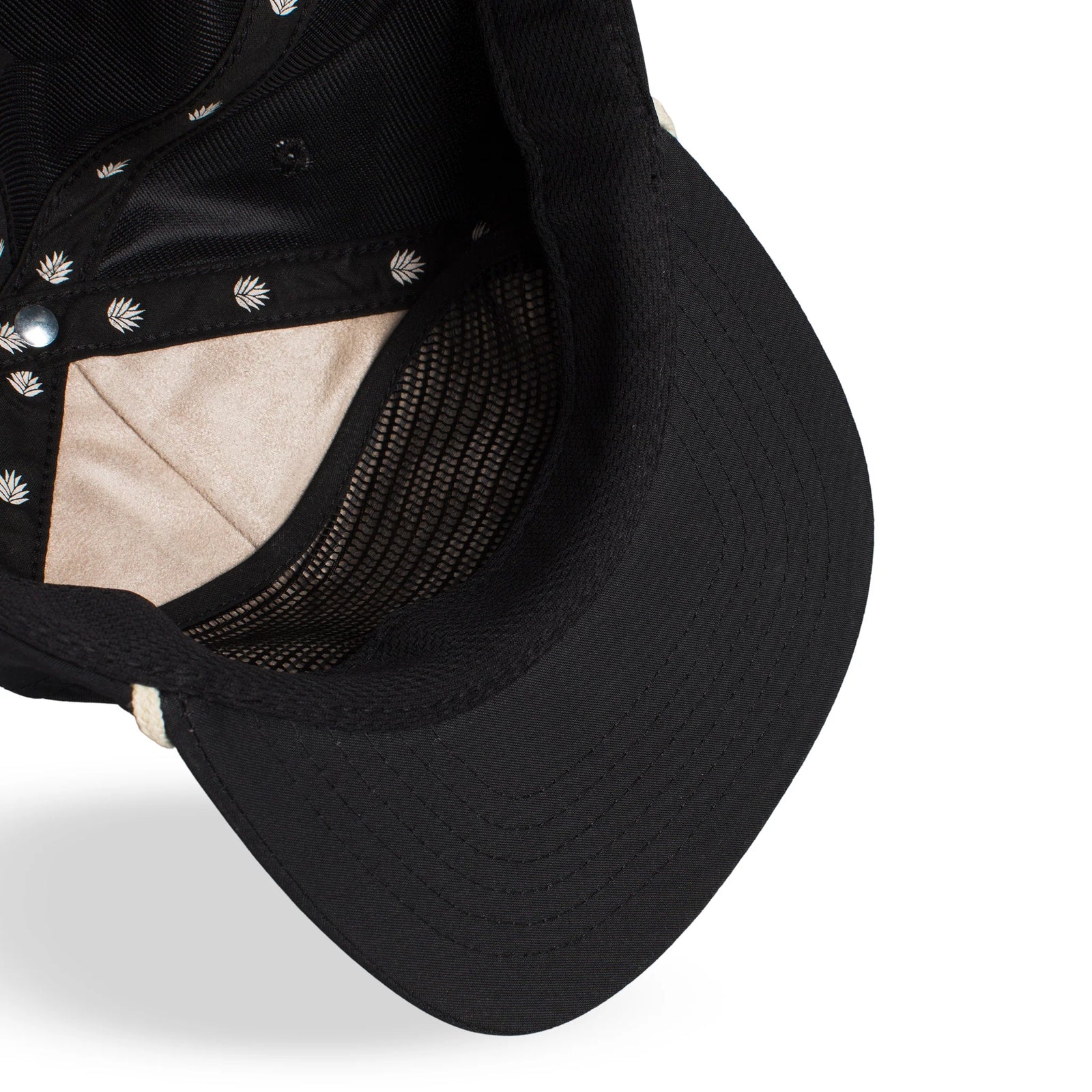 Sendero Dead Man’s Hand Snapback Hat