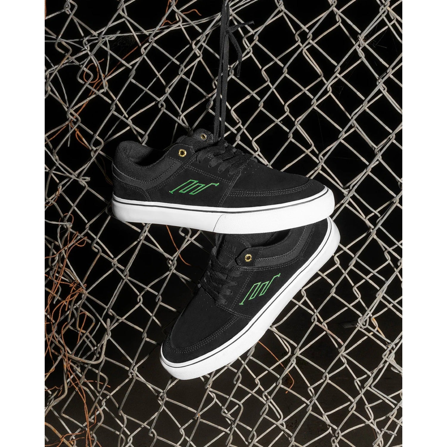 Black / White / Gold