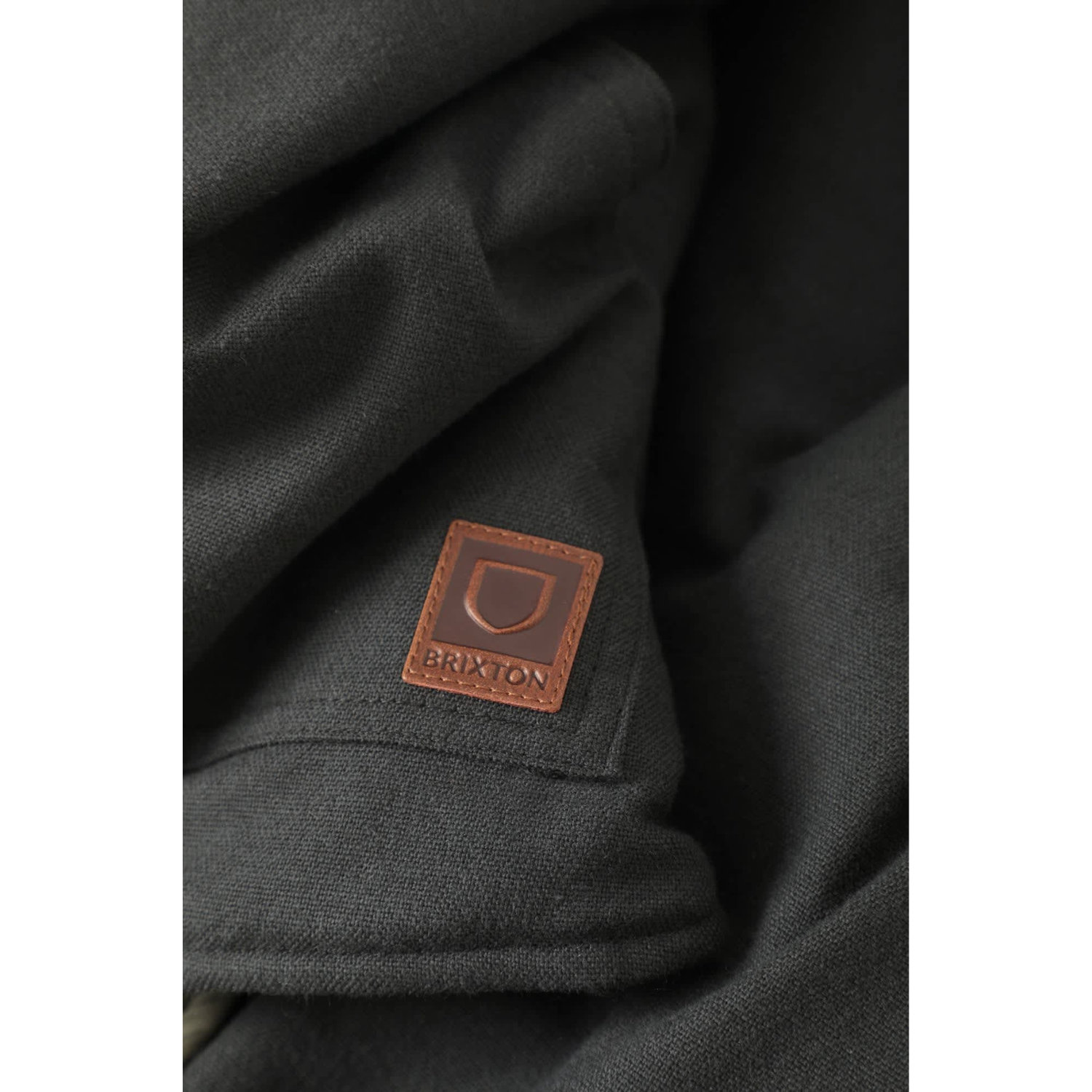 BLACK/OLIVE SURPLUS