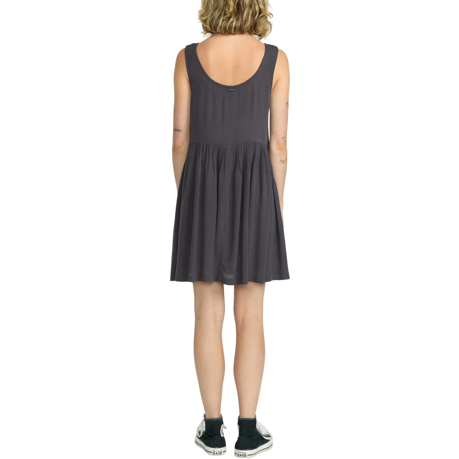 VINTAGE BLACK