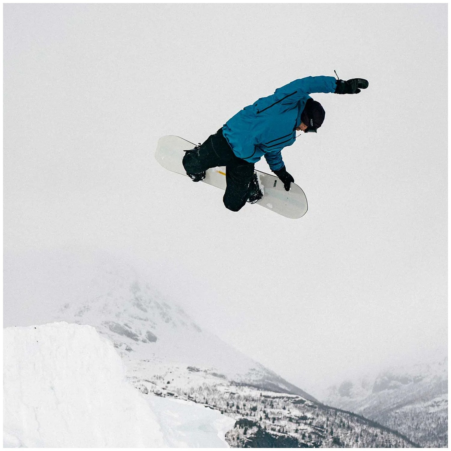 United Shapes Horizon Snowboard 2025 - Men's