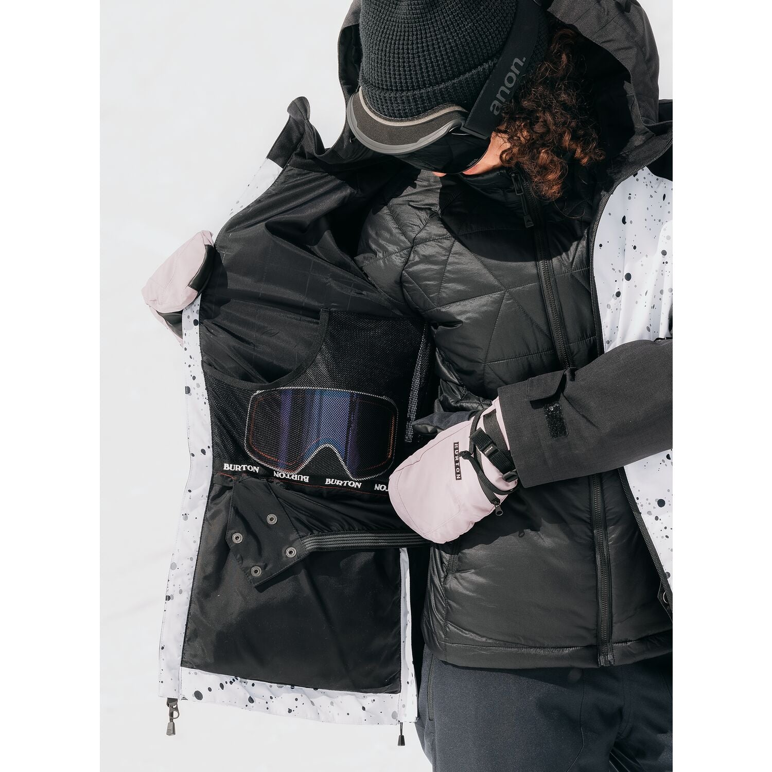 Stout White Spatter/True Black