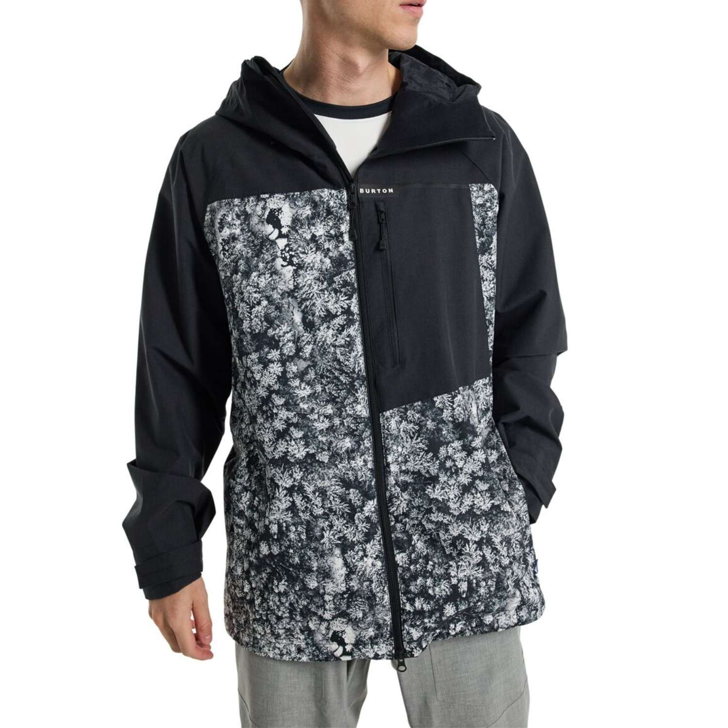 True Black/Aerial Pines