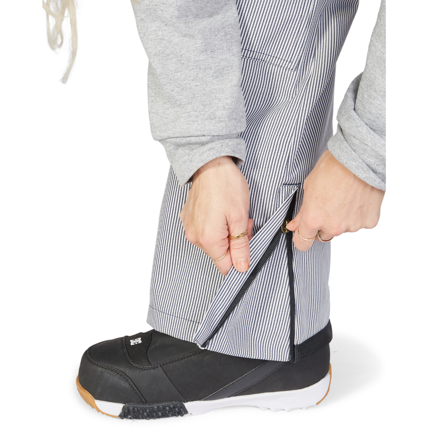 DC Crusade Bib 2023 - Women's Snowboard Bib