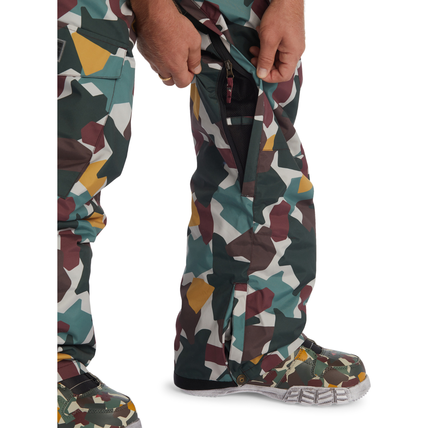 2023 DC Star Wars Banshee Men's Snowboard Pants